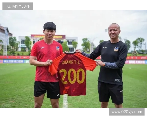 中超联赛中甲足球队的特点与发展趋势